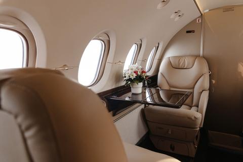 Открыть на весь экран Hawker 800XP 3